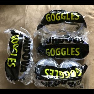 NIB Bundle of 4 Cordova GI10C Goggles Clear Lens
